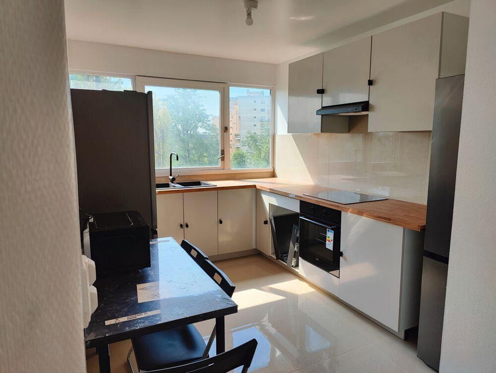 Location Appartement Location meublée - Créteil Créteil