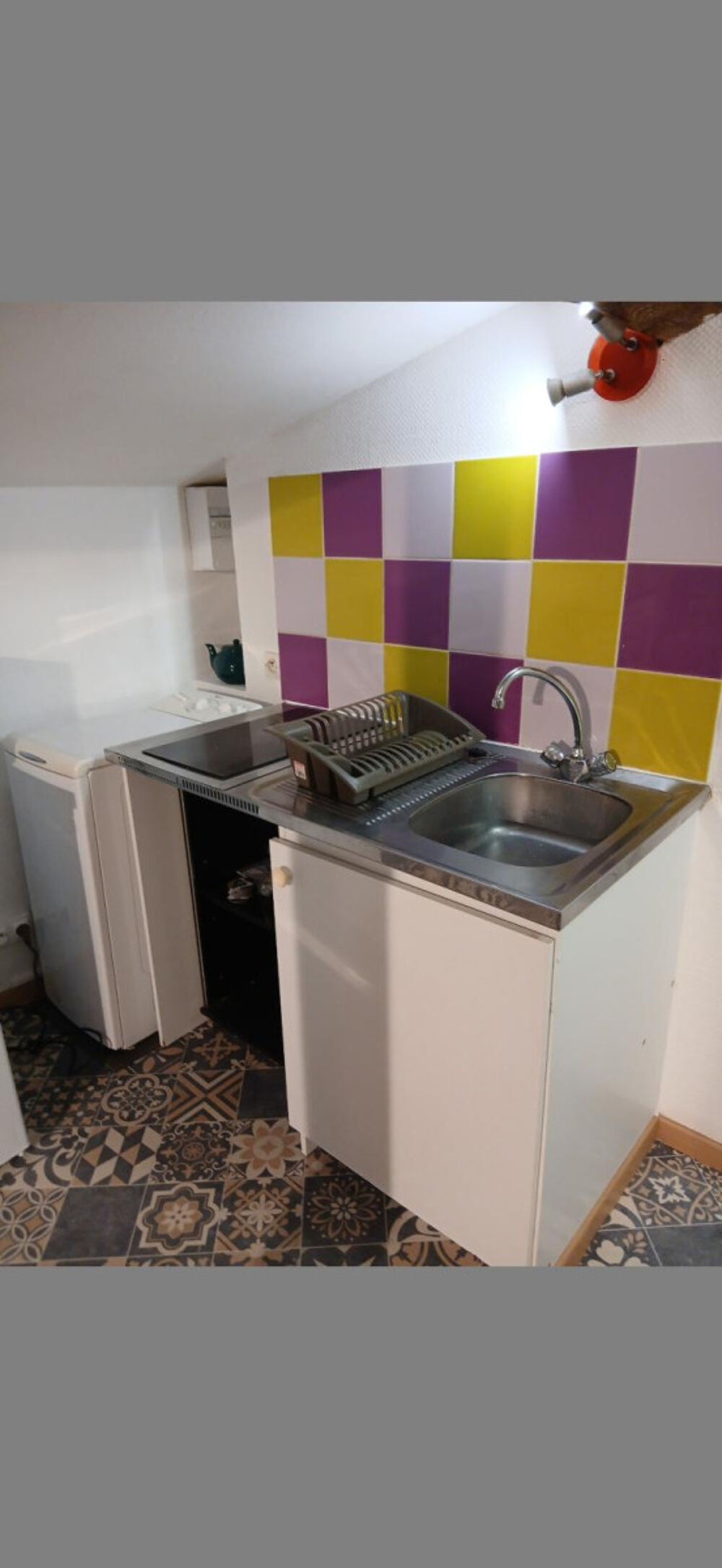 Studio meublé renové