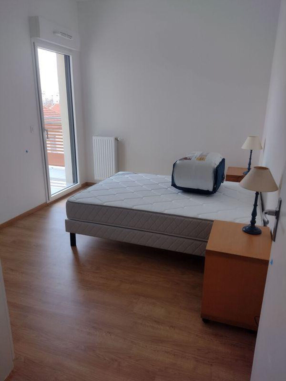 Location Appartement Beau T2 meublé 49m² avec balcon 8m² Lyon 8