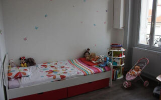  Appartement à louer 4 pièces 91 m²