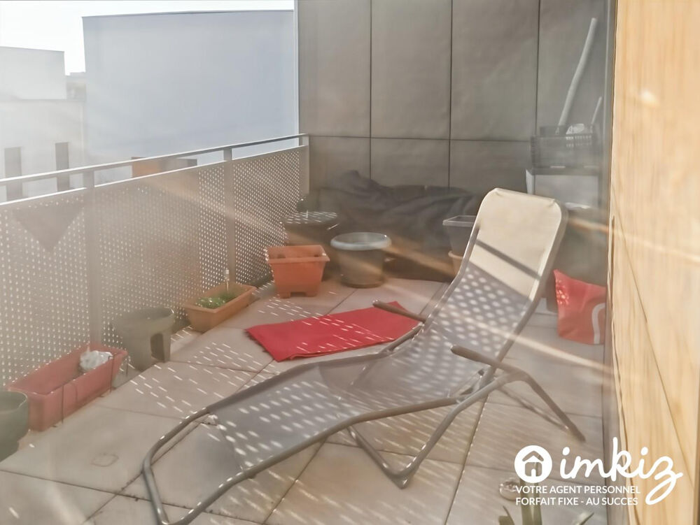 Vente Appartement Duplex 5 pièces dernier étage avec terrasse Vénissieux