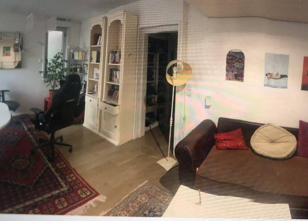 Location Appartement Beau et grand studio meublé 43m² Buttes Chaumont Paris 19