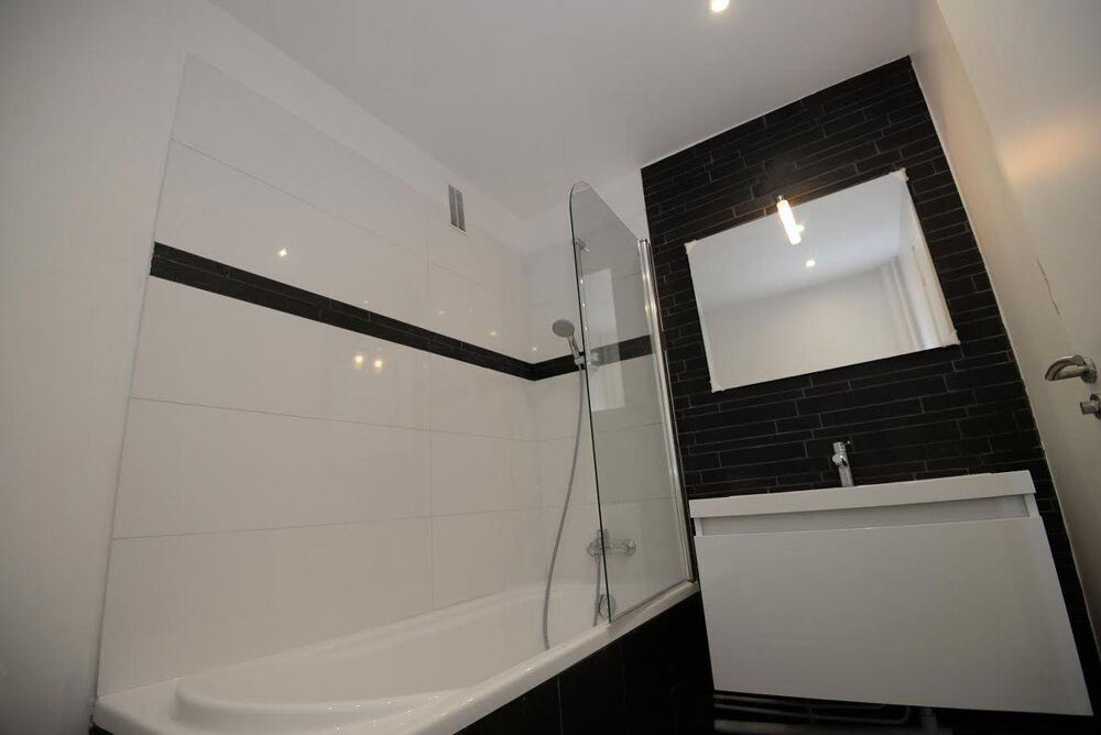 Location Appartement Beau studio meublé 39m² Pantin