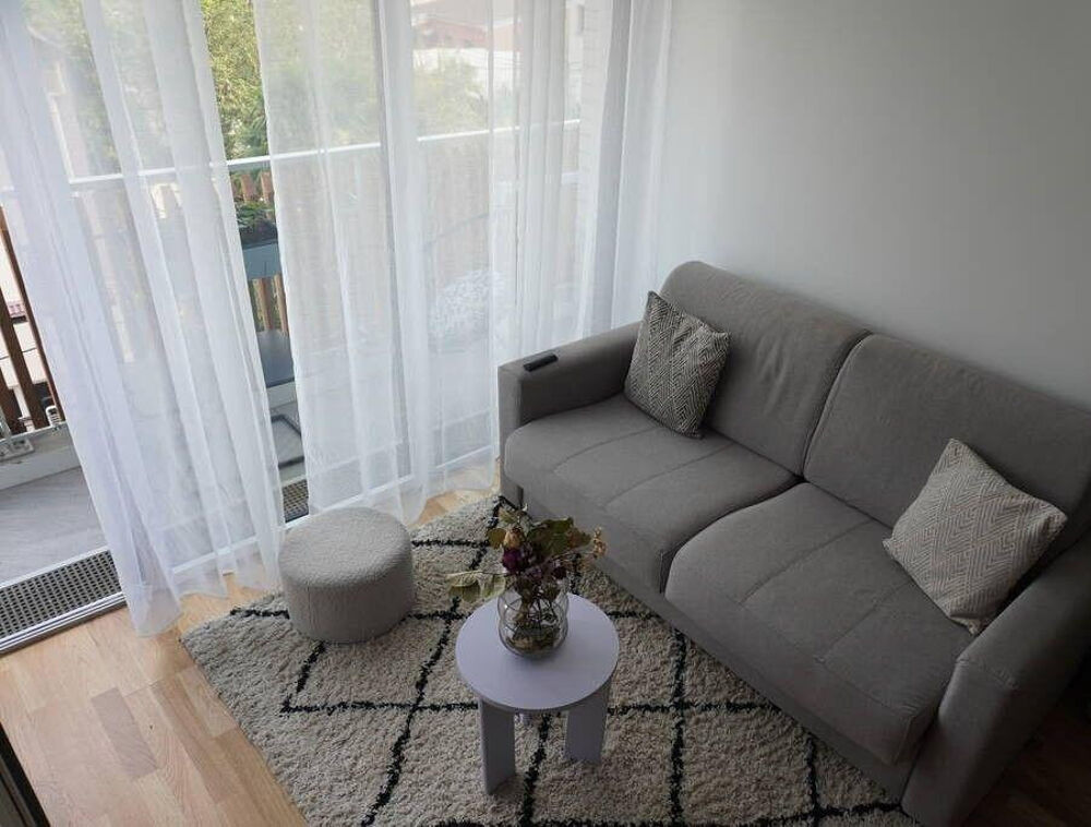 Location Appartement Beau 2P meublé 45m² avec balcon filant Colombes