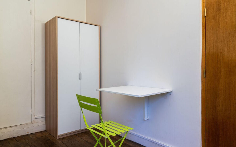 Location Appartement Beau studio meublé 22m² Paris 17