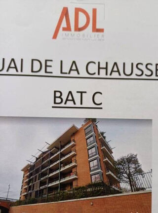  Appartement à louer 2 pièces 955 m²