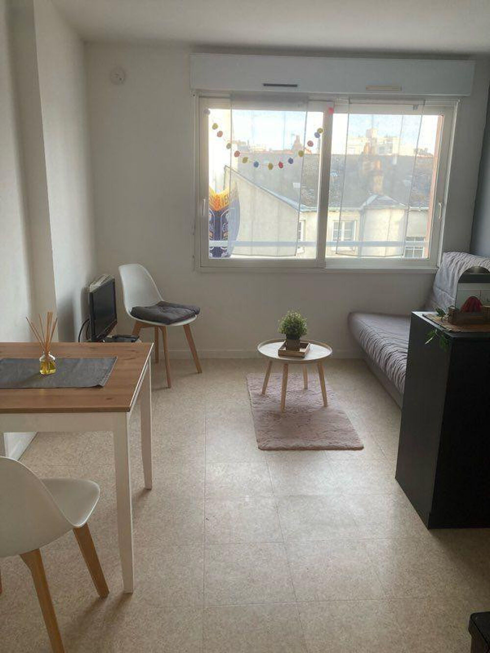 Location Appartement Loue studio meublé 19m2 Nantes centre Nantes