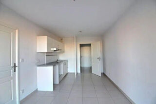  Appartement à louer 2 pièces 37 m²