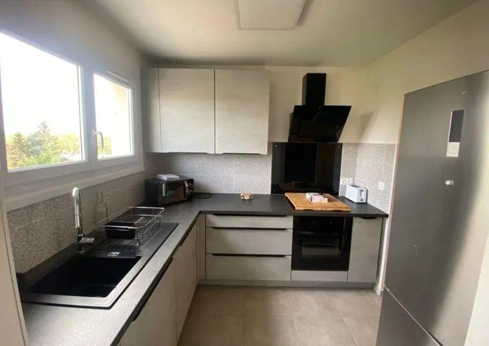 Location Appartement Beau F2 meublé 44m² lumineux avec place de parking Metz