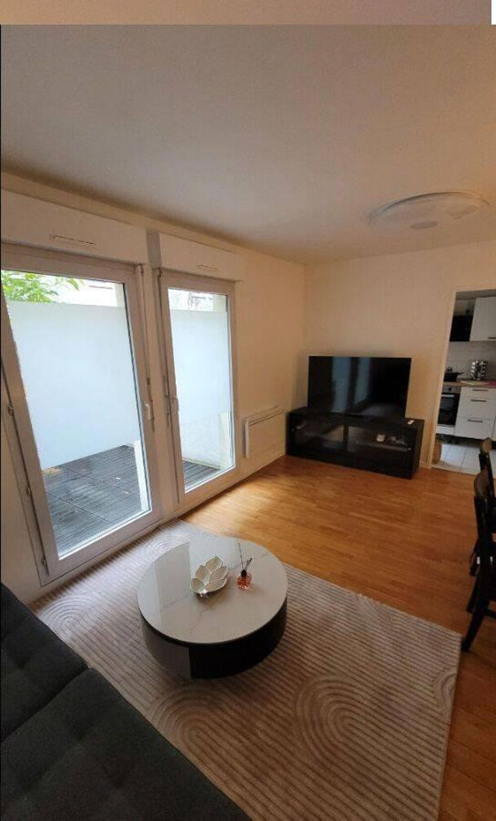Location Appartement F1 meublé à Clichy Clichy