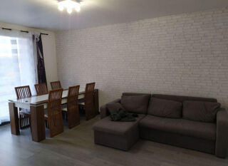  Appartement à louer 2 pièces 45 m²