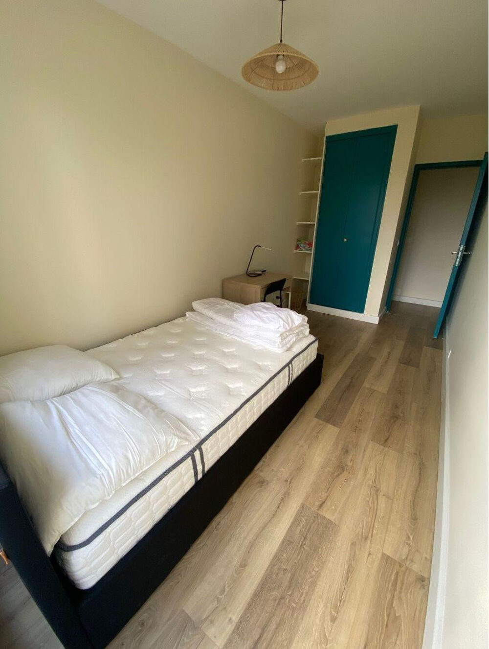 Location Appartement Chambre privée 11m² meublée, colocation à Melun Melun