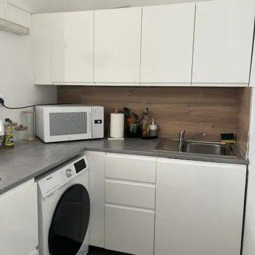 Location Appartement Beau studio meublé 49m² courte durée Lille