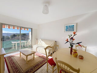  Appartement à louer 2 pièces 51 m²