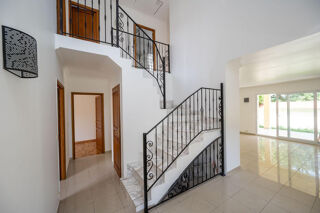  Maison à louer 5 pièces 141 m²