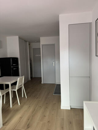  Appartement à louer 1 pièce 21 m²