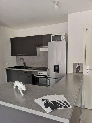  Appartement à louer 2 pièces 41 m²
