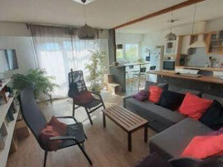  Appartement à louer 4 pièces 85 m²
