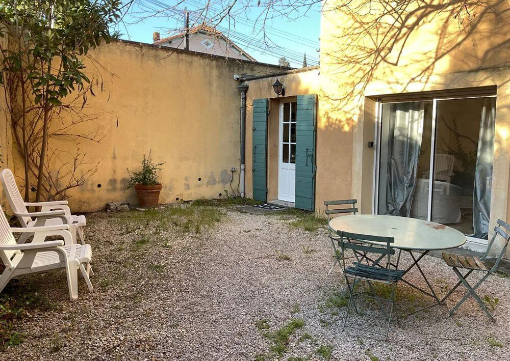 Location Appartement Studio meublé 42m2 jardin avec terrasse à Aix Aix-en-provence