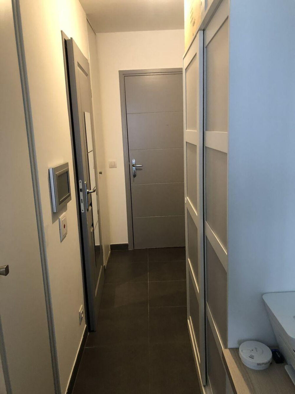 Location Appartement Beau studio 27m² BBC Fort d'Issy les Moulineaux Issy-les-moulineaux