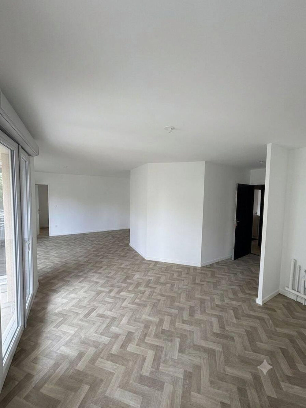 Location Appartement APPARTEMENT NEUF T3 MEUBLÉ DE 69 m² PKG BALCON Mantes-la-ville