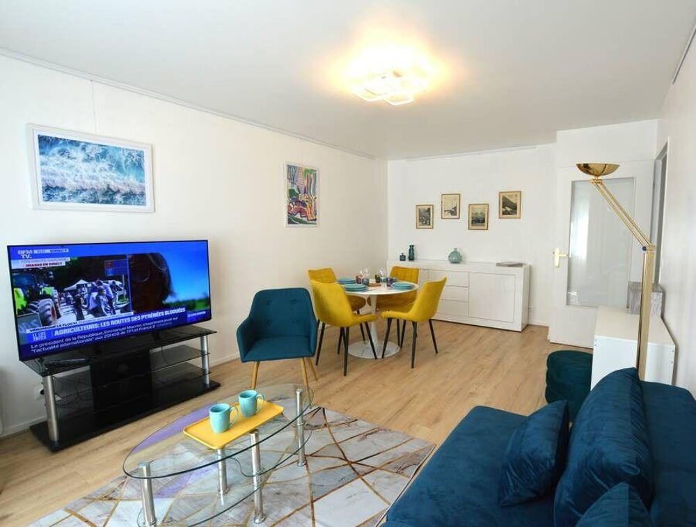 Location Appartement Beau 2P meublé 45m² avec ascenseur et parking Colombes