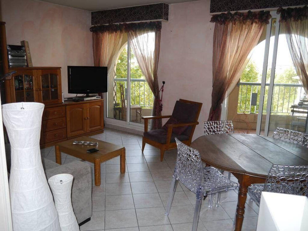 Location Appartement Superbe 2P meublé 45m² climatisé avec 2 loggias Aix-en-provence