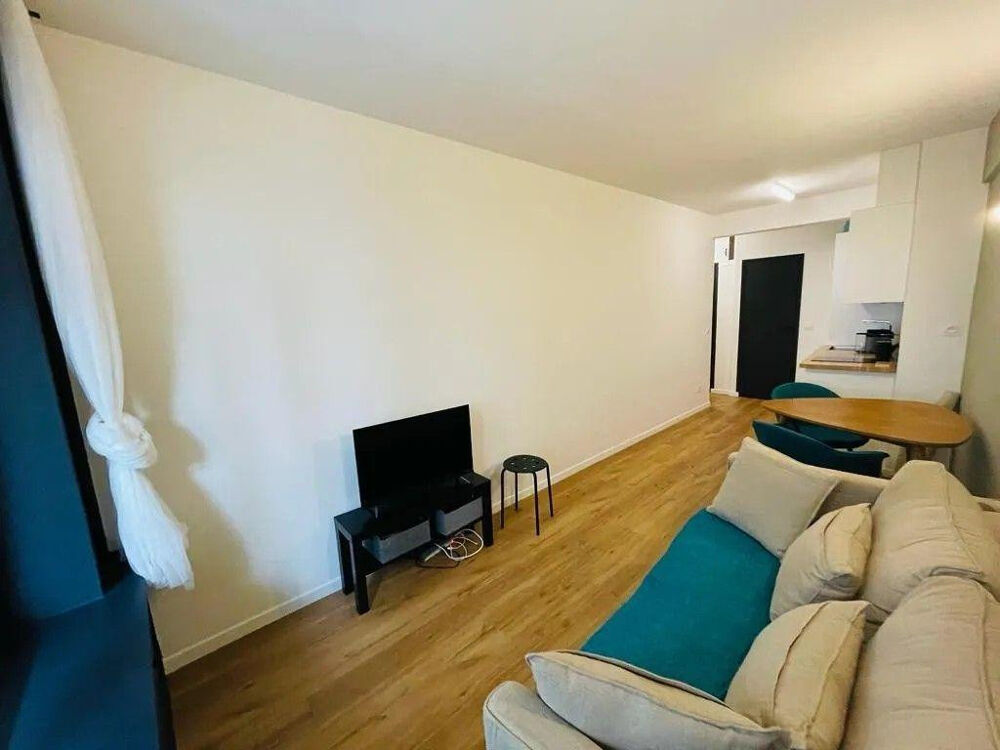 Location Appartement Studio meublé 21m² refait Metro RANELAGH Paris 16