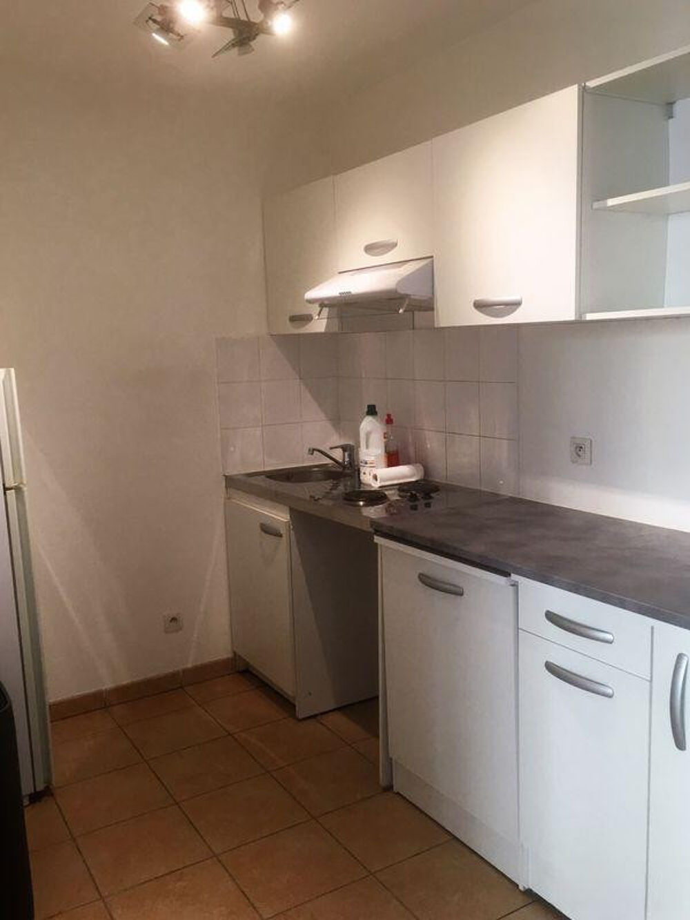 Location Appartement Beau T2 34m² avec terrasse et garage Marseille 13