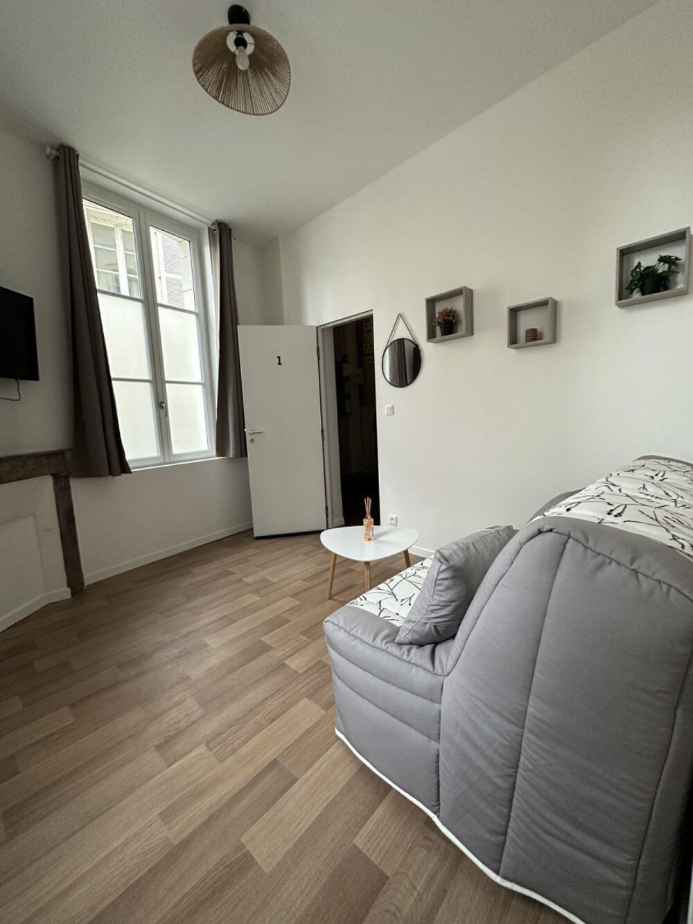 Location Appartement Studio meublé Châtellerault