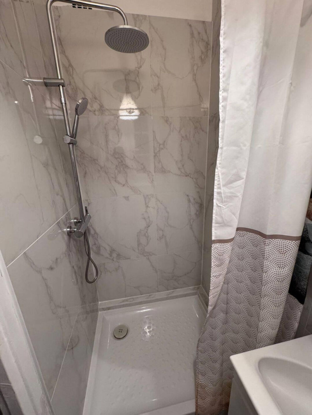 Beau T2 37m² rénové et meublé