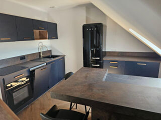  Appartement à louer 3 pièces 72 m²
