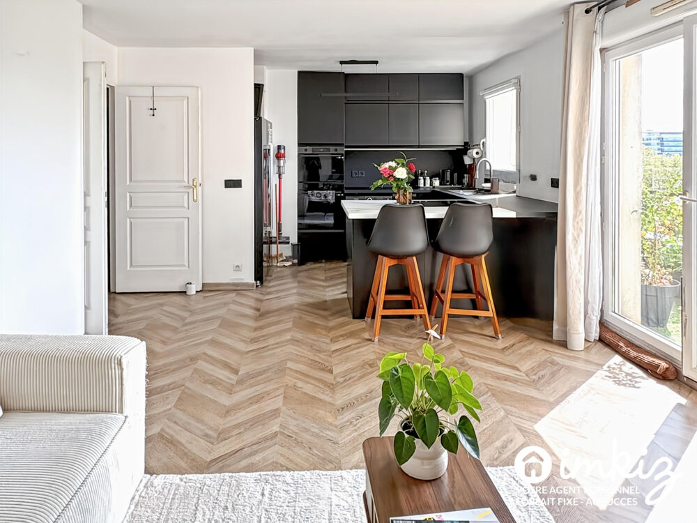 Vente Appartement T3  dernier étage avec deux extérieurs Colombes