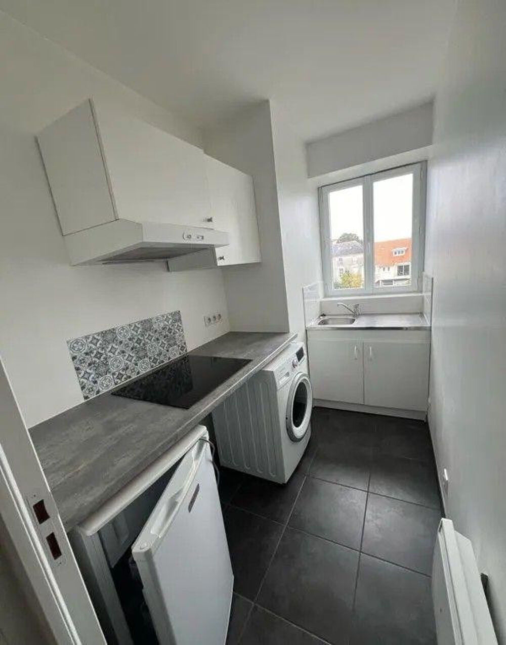 Location Appartement Beau T2 36m² traversant situé Avenue Sainte-Anne Nantes