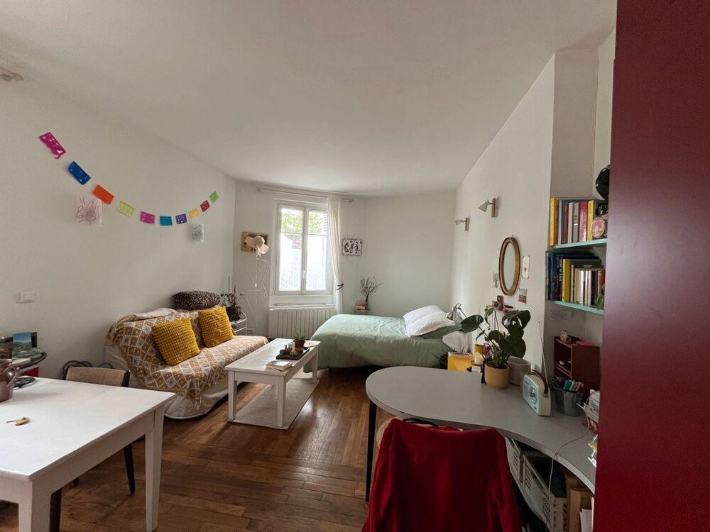 Location Appartement Studio Paris Buttes-Chaumont Paris 19
