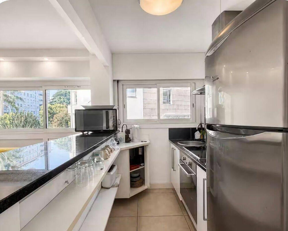 Location Appartement Studio meublé climatisé – Cannes centre Cannes-la-bocca