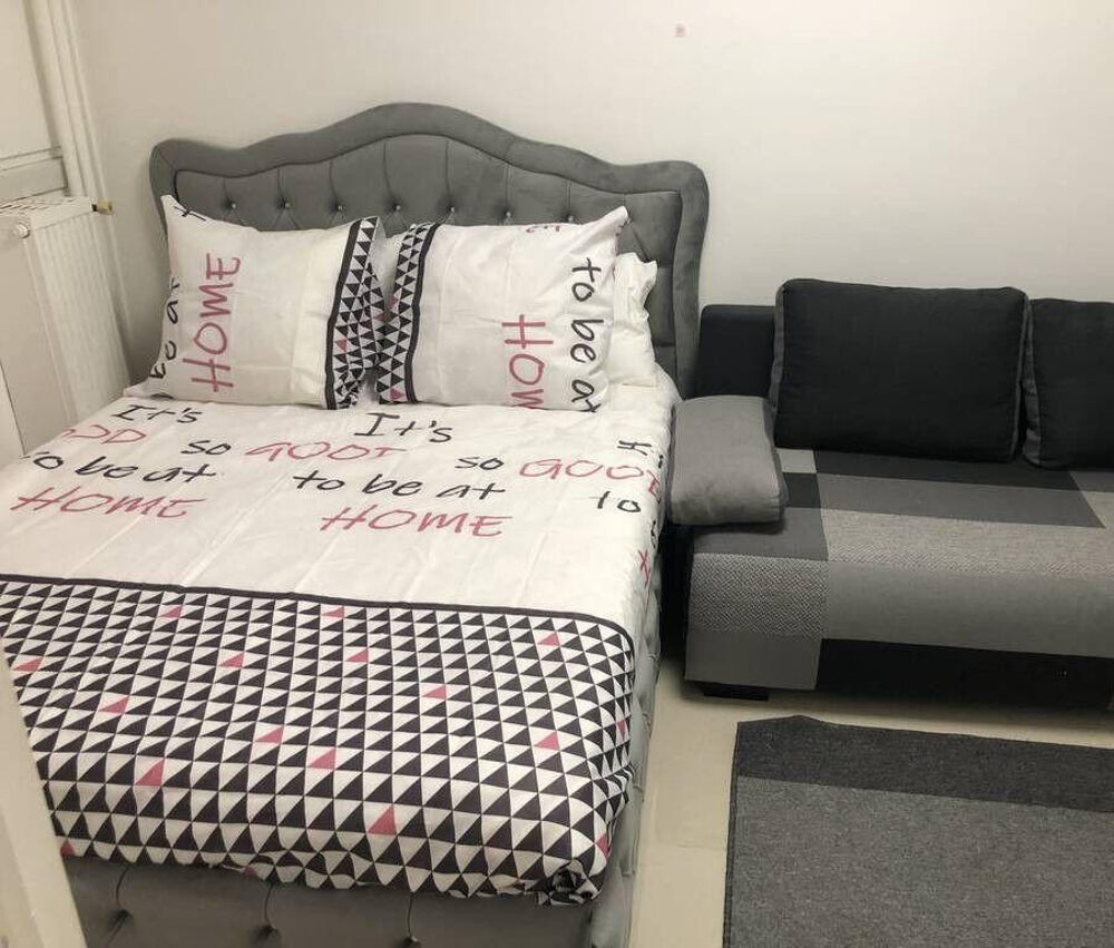 Location Appartement Beau 3P meublé 57m² avec balcon Courbevoie
