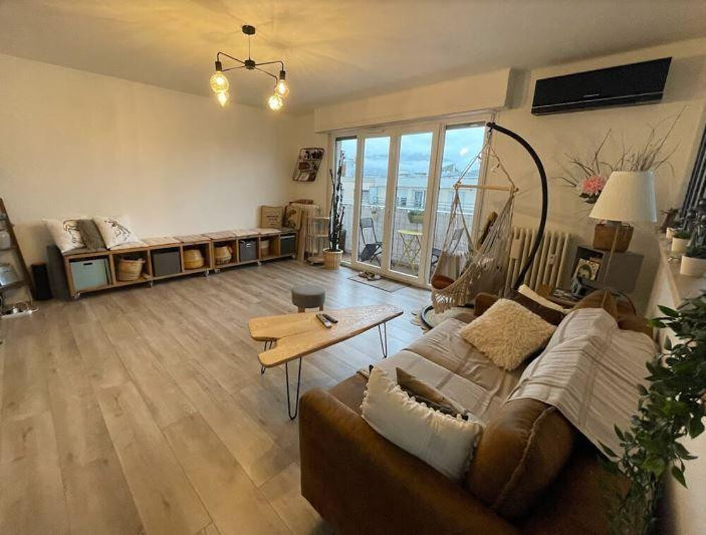 Fully furnished Flat (T3) in front train station