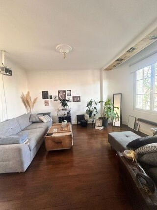  Appartement à louer 3 pièces 64 m²