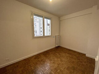  Appartement à louer 2 pièces 48 m²