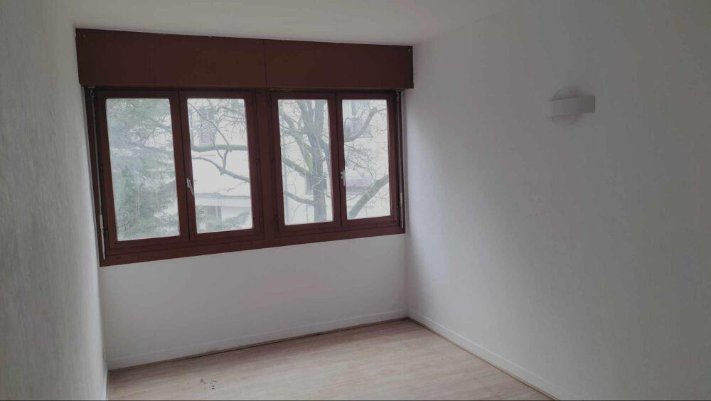 F4 Bis 65 m² avec Cuisine et WC séparés 1er étage