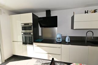  Appartement � vendre 4 pi�ces 81 m�