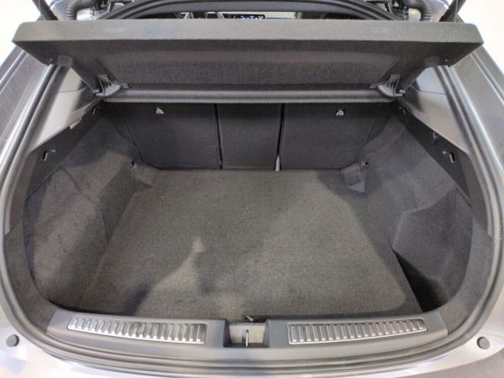 Rafale E-Tech full hybrid 200 ch - esprit Alpine 2026 occasion 59175 Vendeville