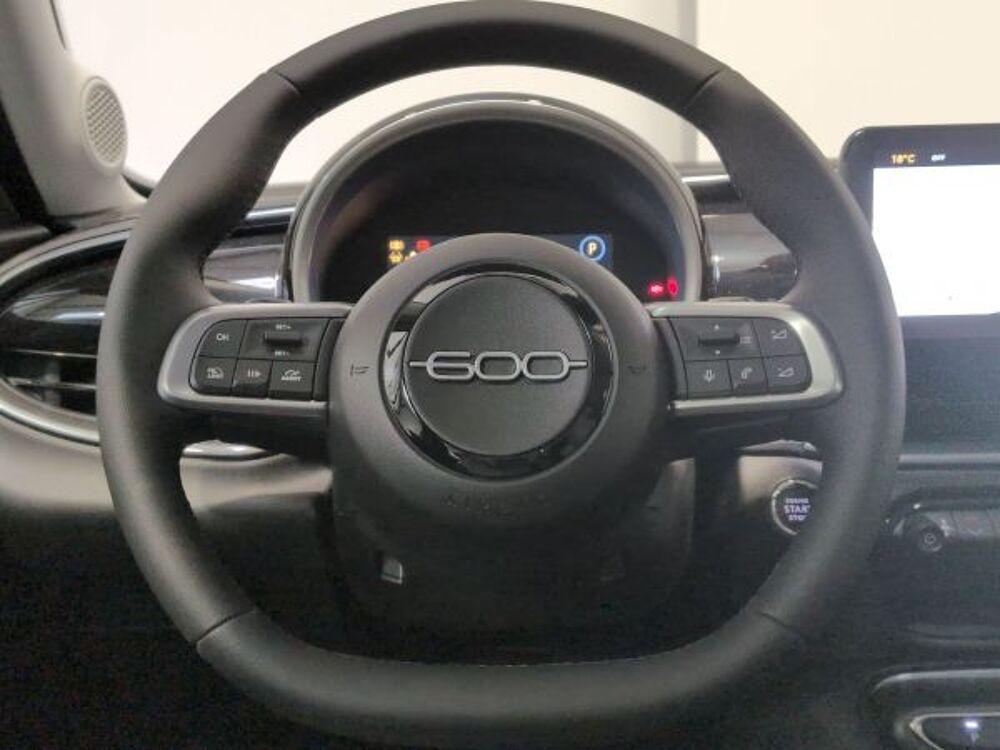 Fiat 600 T-Gen 3 1.2 Hybrid 145ch eDCT6 - Ic&ocirc;ne 2026 occasion 59175 Vendeville