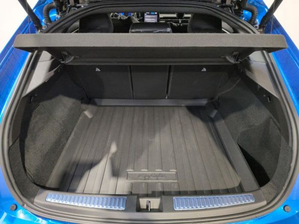 Rafale E-Tech full hybrid 200 ch - esprit Alpine 2026 occasion 59175 Vendeville