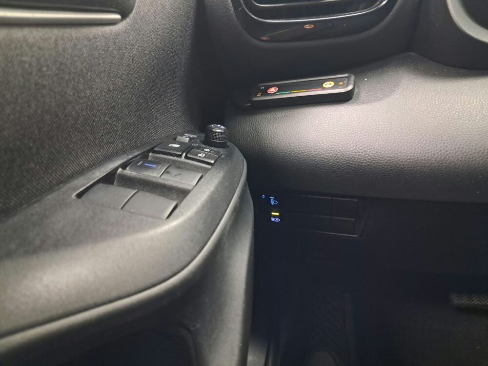 Yaris Cross HYBRIDE 1.5 HYBRID 116H DYNAMIC BUSINESS BEYOND VP [5P] bva 2023 occasion 94500 Champigny-sur-Marne