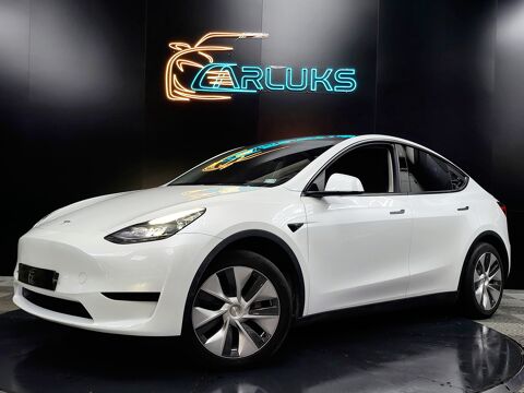 Tesla Model Y 300cv Standard Propulsion Boîte Auto 1ère Main 2023 occasion Mézières-sur-Seine 78970