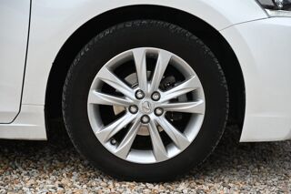 CT 1.8 200h LUXE 2014 occasion 59136 Wavrin