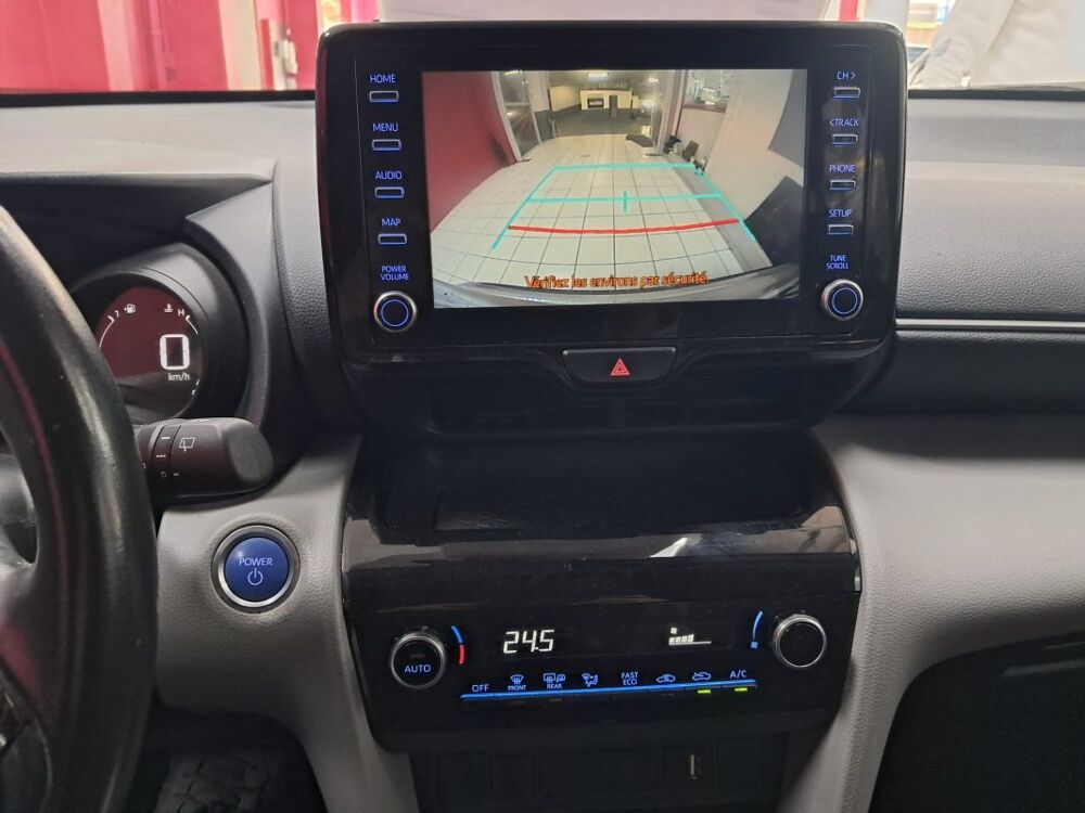 Yaris 1.5 HYBRID 116H DYNAMIC BUSINESS BEYOND 2022 occasion 94500 Champigny-sur-Marne