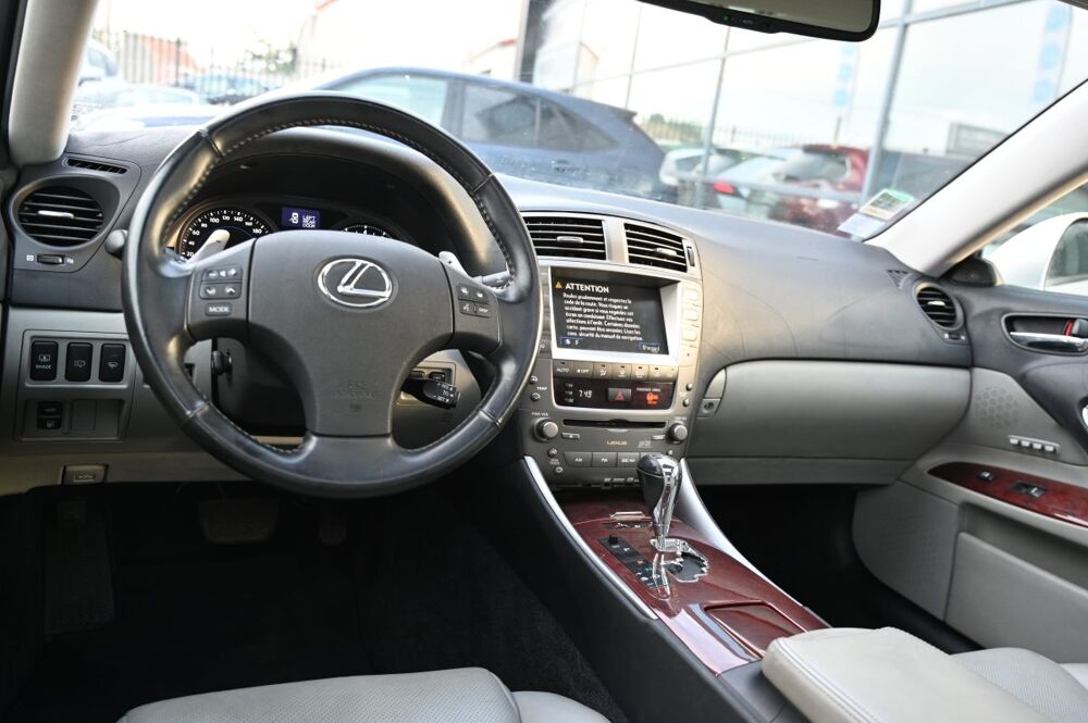 IS 2.5 V6 204ch BVA EXECUTIVE 2006 occasion 59136 Wavrin